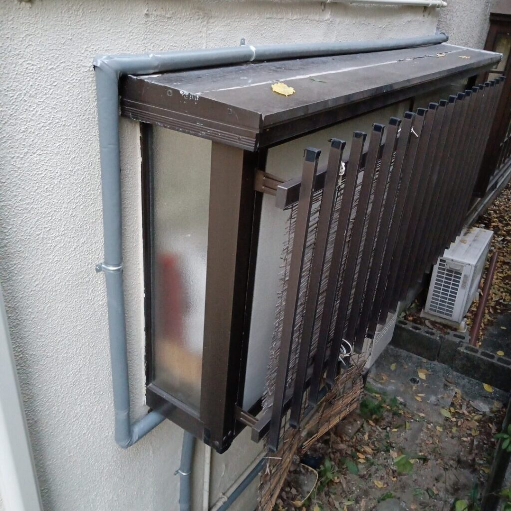 工事後の配管(屋外)