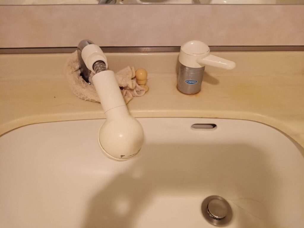 洗面水栓の水漏れ